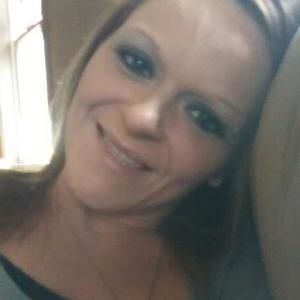 Meet your Posher, Lorraine